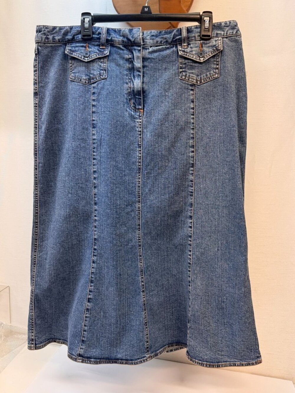 New Denim Skirt Sz. 16 Flared med. Wash